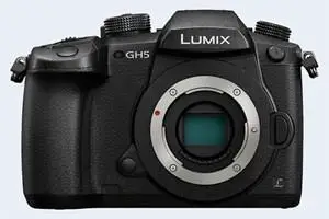 Panasonic GH5