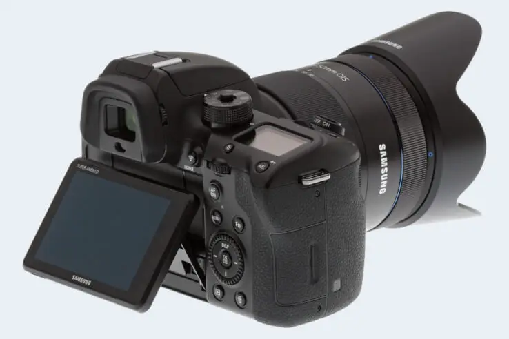 articulated screen