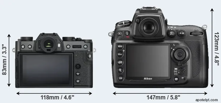 Comparison X-T30 or D700 rear