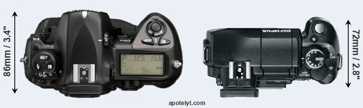 Compare D2X versus E-330 top