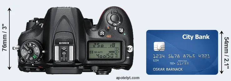 D7200 versus credit card top view