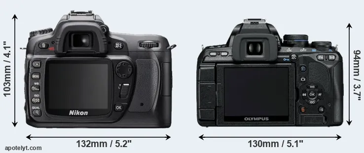 Comparison D80 or E-600 rear