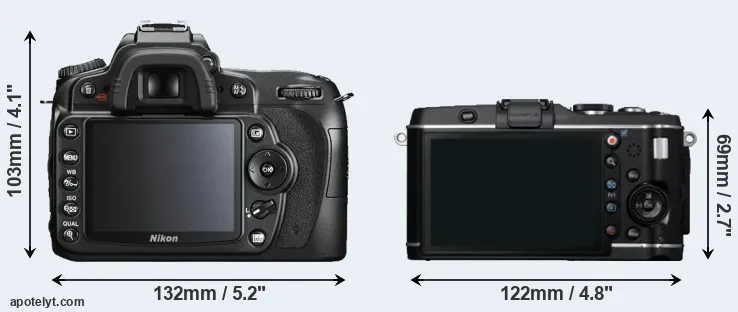 Comparison D90 or E-P3 rear