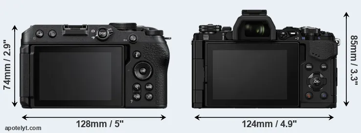 Comparison Z30 or E-M5 II rear
