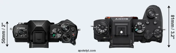 Compare E-M10 III versus A1 top