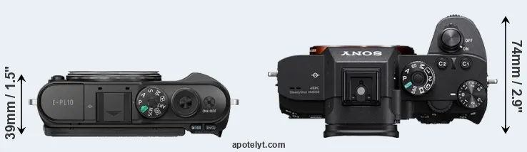 Compare E-PL10 versus A7R IIIA top