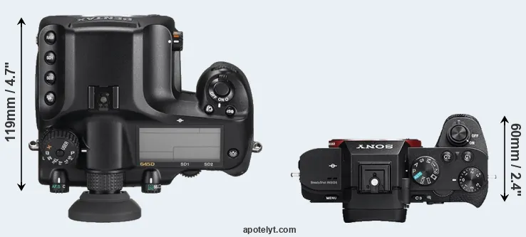 Compare 645D versus A7 II top
